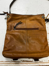 Load image into Gallery viewer, Nino Bossi Leather Manhattan Maven Crossbody
