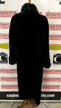 Load image into Gallery viewer, Novelti Faux Fur Coat (Size 5/6)
