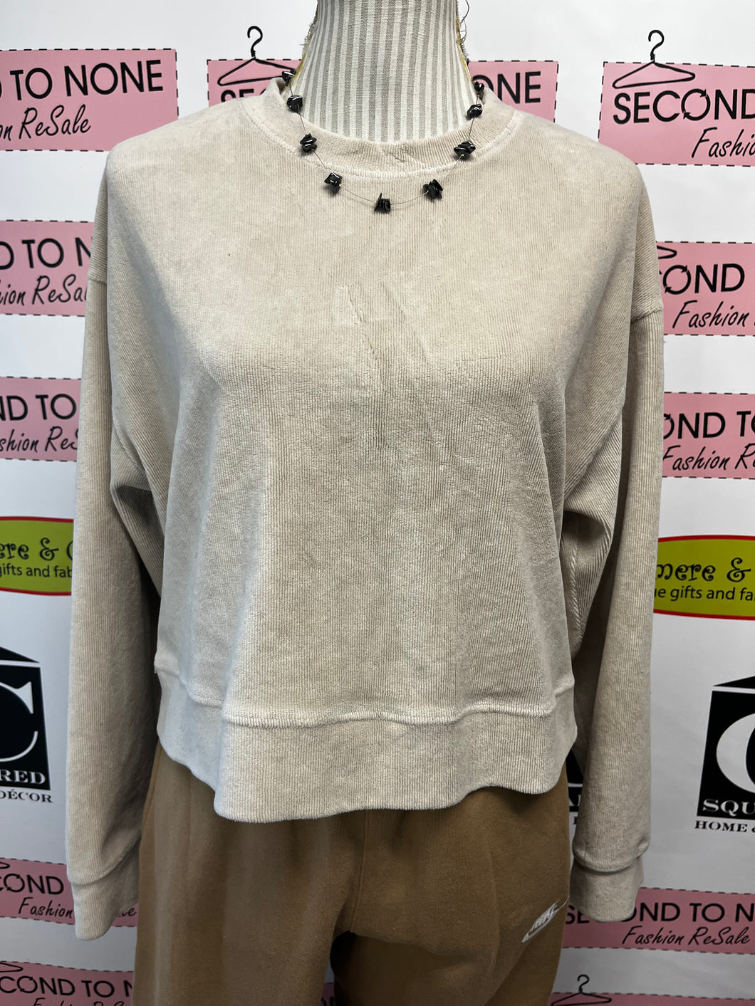 Zara Cream Cropped Sweater (Size M)