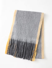 Cargar imagen en el visor de la galería, Grey Fringe Blanket Scarf
