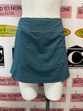 Cargar imagen en el visor de la galería, Lululemon Pace Rival Skort (Size 8 Tall)
