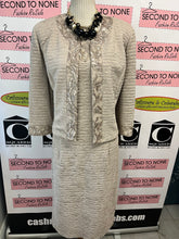 Load image into Gallery viewer, NWT Maya Brooke Sequin Accent Dress Set (Size 14)
