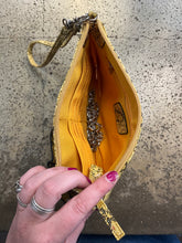 Charger l'image dans la galerie, Yellow Snakeskin Print Rosette Clutch
