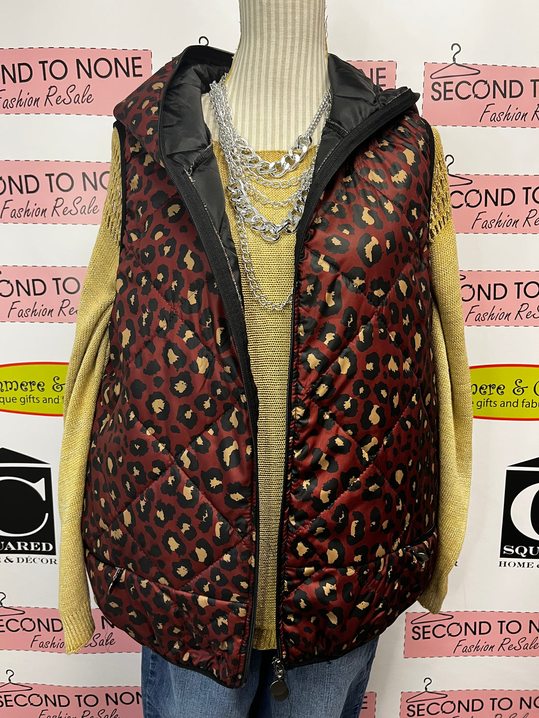 Made in Italy Animal Print Vest (One Size)