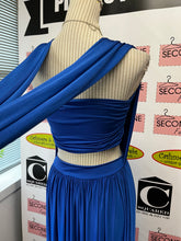 Cargar imagen en el visor de la galería, Eliza &amp; Ethan Formal Gown (One Size)
