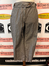 Load image into Gallery viewer, Portofino Pinstripe Blazer and Capris Set (Size 4/6)
