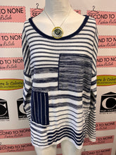Cargar imagen en el visor de la galería, Cotton Country Navy/White Sweater (Size XL)

