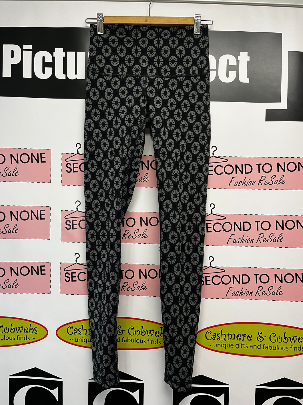 Lululemon Leggings (Size S)