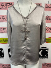 Load image into Gallery viewer, Metallic Silver Raw Edge Hem T-Shirt (Size S)
