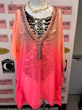 Charger l'image dans la galerie, Shades of Orange Cover-Up (One Size)
