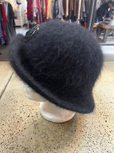 Load image into Gallery viewer, Vintage Danier Angora/Wool Cloche Hat
