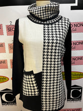 Load image into Gallery viewer, Houndstooth Color-Block Tunic-Length Turtleneck
