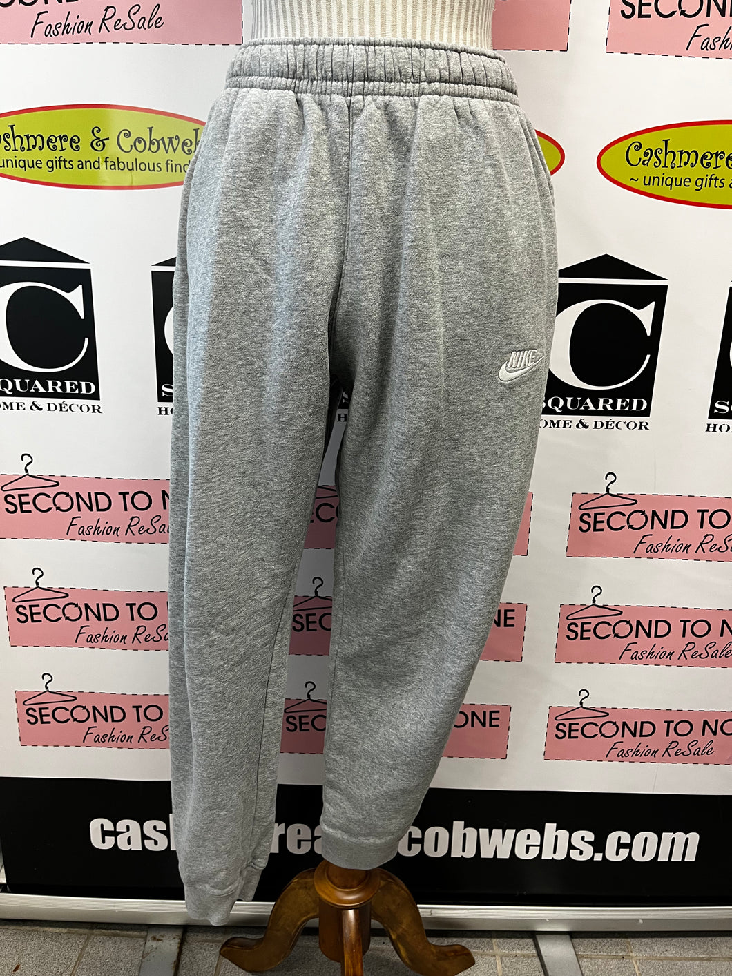 Nike Grey Sweatpants (Size M)