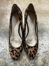 Load image into Gallery viewer, Jones New York Pony Hair Heels (Size 8)
