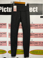 Load image into Gallery viewer, Lululemon Knitted Look Leggings (Size 4)
