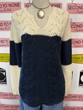 Cargar imagen en el visor de la galería, Jones New York Knit Sweater (Size M)
