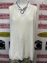 Cargar imagen en el visor de la galería, NWT Vera Moda Knit Tank Top (Size 3X)
