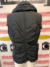 Load image into Gallery viewer, Juli Puffer-Style Vest (Size Small)
