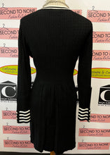 Cargar imagen en el visor de la galería, Tommy Hilfiger Sweater Dress (Size L)
