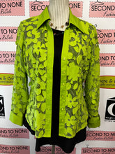 Cargar imagen en el visor de la galería, Tribal Floral Overshirt (Size 8)
