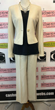 Load image into Gallery viewer, GAP Fashion Top (Size M)
