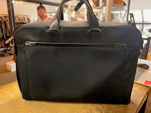 Cargar imagen en el visor de la galería, Tumi Tri-Fold Carry-On Garment Bag
