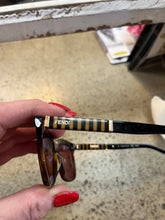 Load image into Gallery viewer, Authentic Fendi FS 5281 Designer Sunglasses
