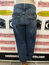 Load image into Gallery viewer, Tommy Hilfiger Spirit Crop Jeans (Size 4R)
