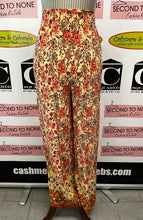 Charger l'image dans la galerie, Floral Boho Pants (Size M)
