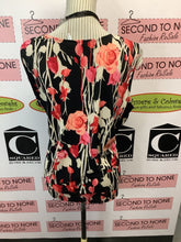 Load image into Gallery viewer, TanJay Rose Print 2PC Set (Size XL)
