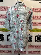 Load image into Gallery viewer, Northern Reflections Full Zip Top (Size XXXL)
