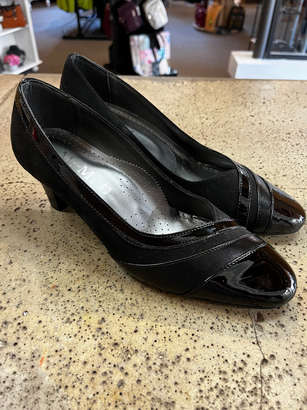 Italian Made Heels (Size 9)