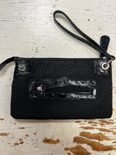 Cargar imagen en el visor de la galería, Guess Monogram Wrist Clutch
