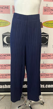 Charger l'image dans la galerie, Jones New York Navy Crinkle Set (Size L)
