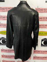 Load image into Gallery viewer, Danier Leather Jacket (Size S)
