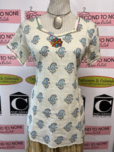 Load image into Gallery viewer, 100% Cotton Printed Top with Sequins (Size XS/S)
