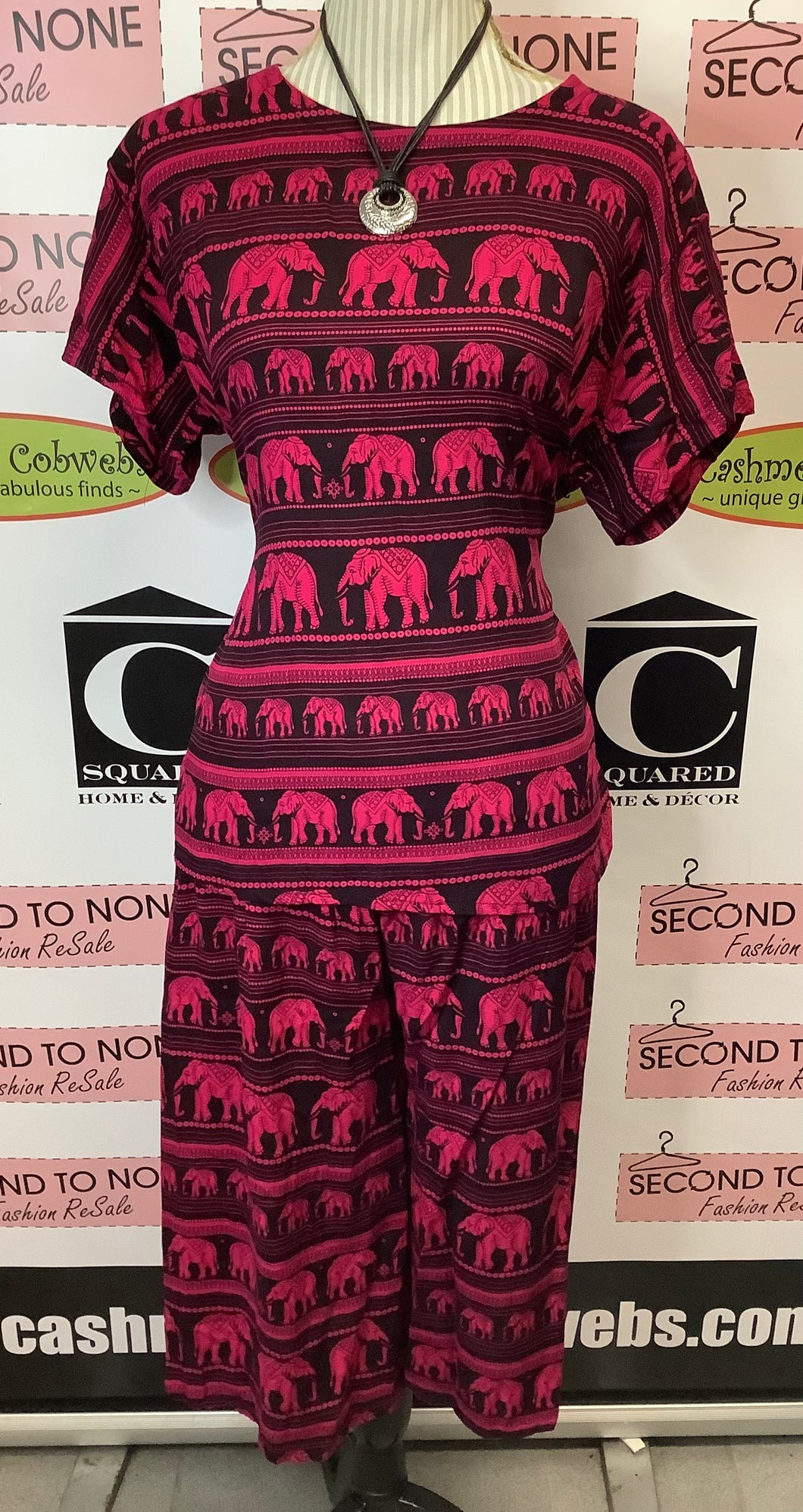 DINA Elephant Print 2 Pc Set (Size XXL)