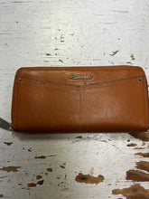 Load image into Gallery viewer, Lancetti Tan Leather Wallet
