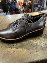 Load image into Gallery viewer, Clarks Metallic Loafers (Size 6 1/2)
