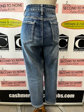 Charger l'image dans la galerie, Cleo Embroidered &amp; Bling Hem Jeans (Size 14)

