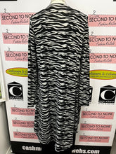 Load image into Gallery viewer, Zebra Print Cardigan (Size M)
