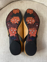 Load image into Gallery viewer, Indigo Leather Flats (Size 6 1/2)
