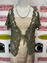 Charger l'image dans la galerie, Eclipse Crochet Tie Shrug (Size M)
