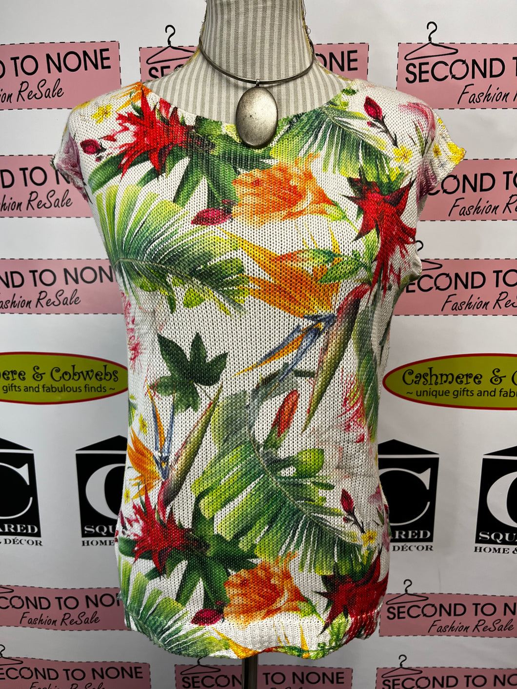 Made in Italy Palm Leaf Top (Size M)