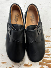 Load image into Gallery viewer, Portofino Velcro Dress Shoes (Size 37=6)
