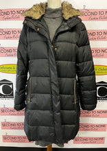 Cargar imagen en el visor de la galería, Jessica Down Filled Puffer Coat (Size L)
