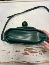 Cargar imagen en el visor de la galería, Vintage Dark Green Polo Ralph Lauren Shoulder Bag

