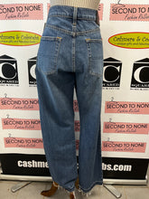 Load image into Gallery viewer, Lucky Brand Medium Wash Jeans (Size 33W/32L)
