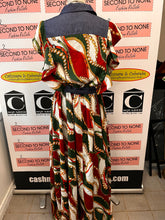Load image into Gallery viewer, NWT Sleeveless Chanel-Inspired Maxi-Dress (Size 2XL)
