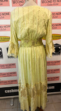 Cargar imagen en el visor de la galería, Green Bohemian Dress (Size S/M)

